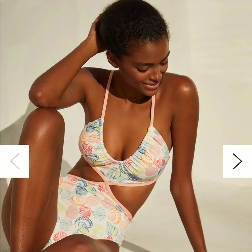 Anthropologie Shell Cutout One-Piece Swimsuit - Picture 1 of 13